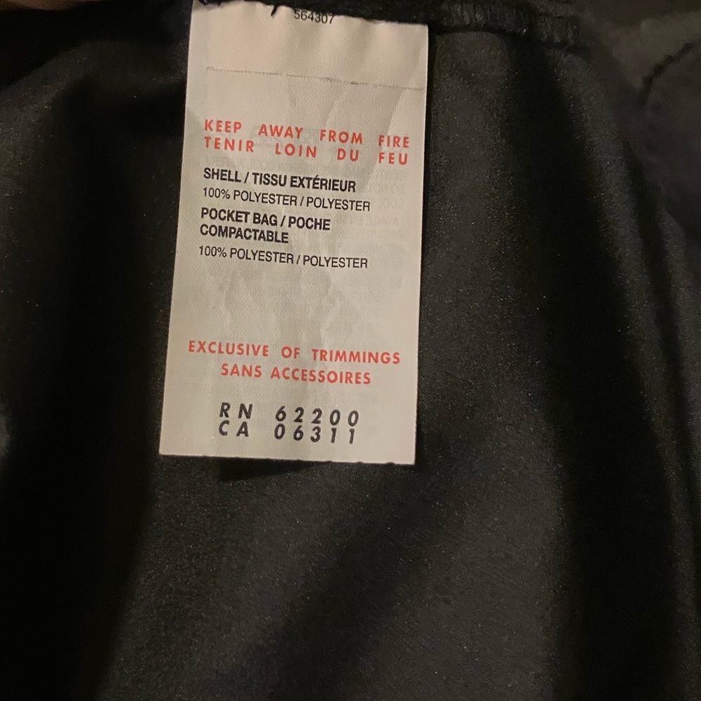 PUMA Black Windbreaker/Running Jacket - Picture 7 of 8